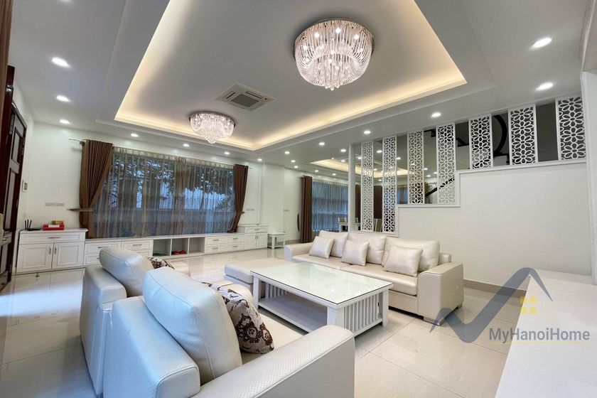 Thuê song lập Vinhomes Riverside full nội thất hiện đại 1