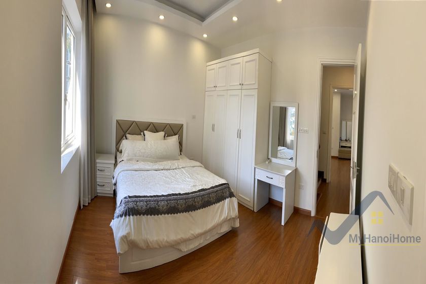Thuê song lập Vinhomes Riverside full nội thất hiện đại 13