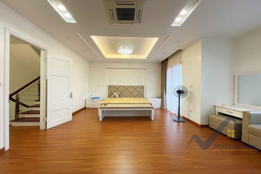Thuê song lập Vinhomes Riverside full nội thất hiện đại 7