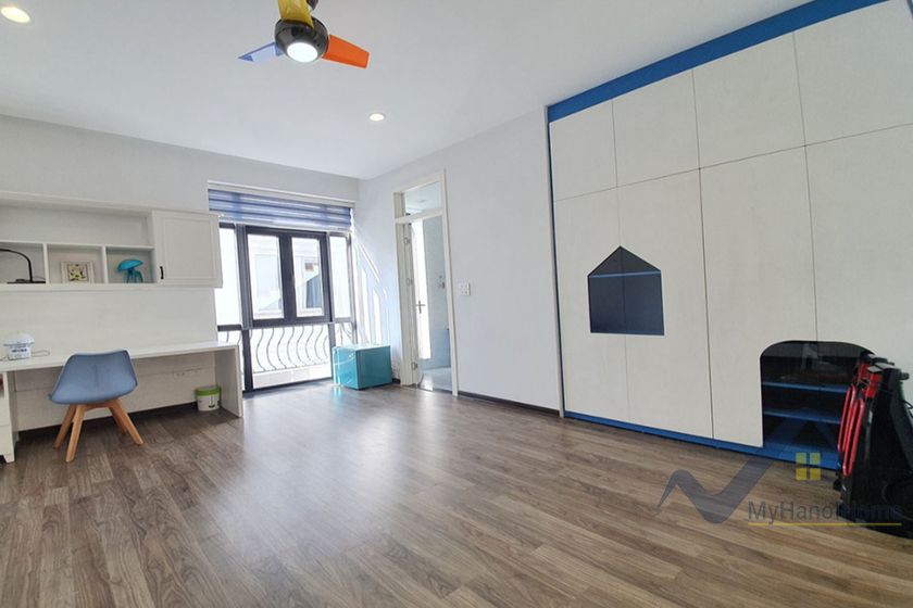 Thuê song lập Vinhomes Riverside Long Biên full nội thất 11