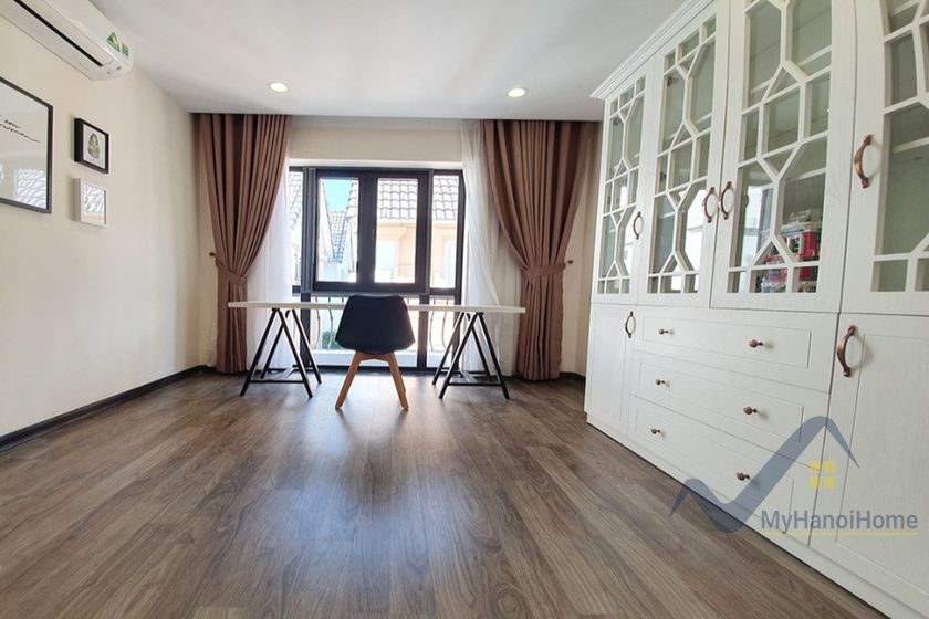 Thuê song lập Vinhomes Riverside Long Biên full nội thất 16