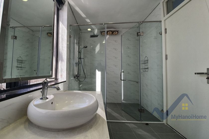 Thuê song lập Vinhomes Riverside Long Biên full nội thất 9