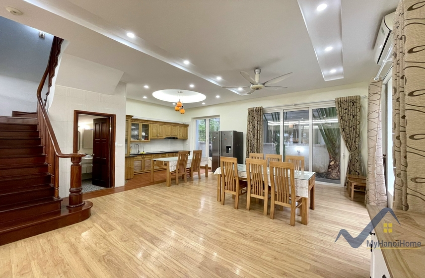 Vinhomes Riverside: Biệt thự cho thuê 4 phòng ngủ full nội thất 4