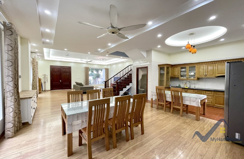 Vinhomes Riverside: Biệt thự cho thuê 4 phòng ngủ full nội thất 5