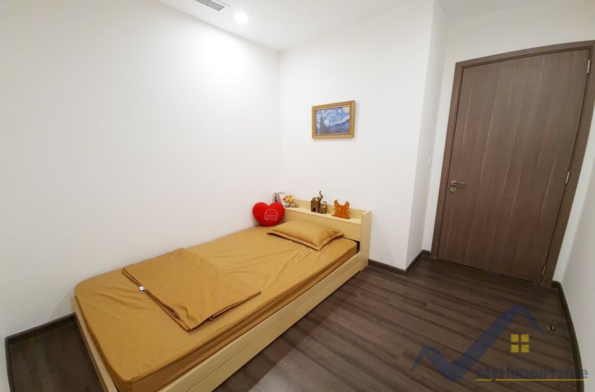 Vinhomes Symphony cho thuê căn hộ 2PN 1WC full nội thất 10